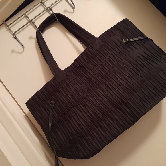 New Black Victoria Secret Handbag. - Picture 13 of 13